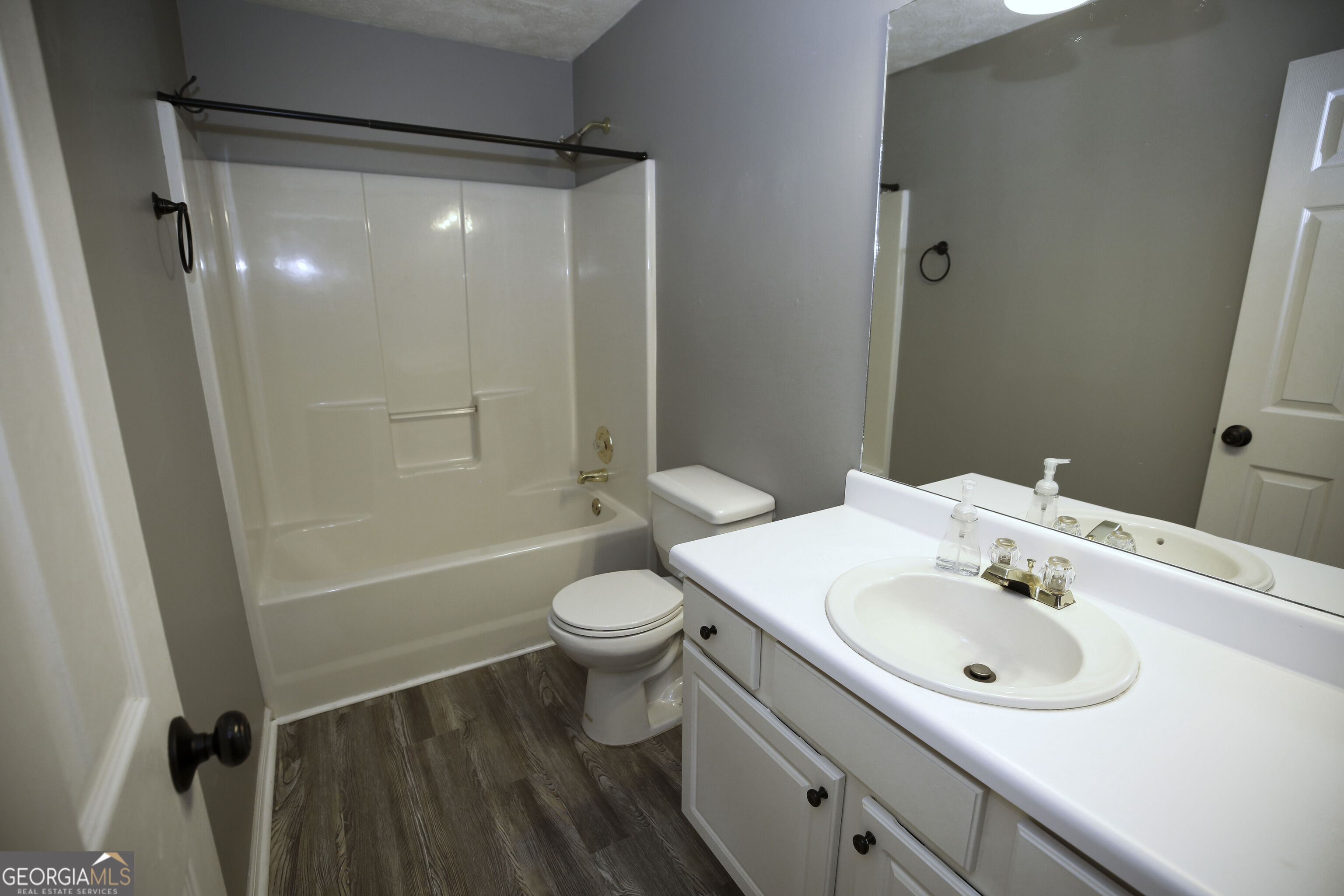 4246 Brighton Way Nw Property Photo 12