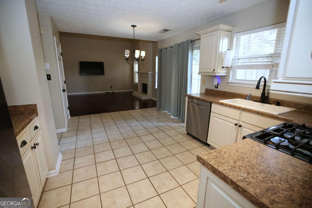 4246 Brighton Way Nw Property Photo 22