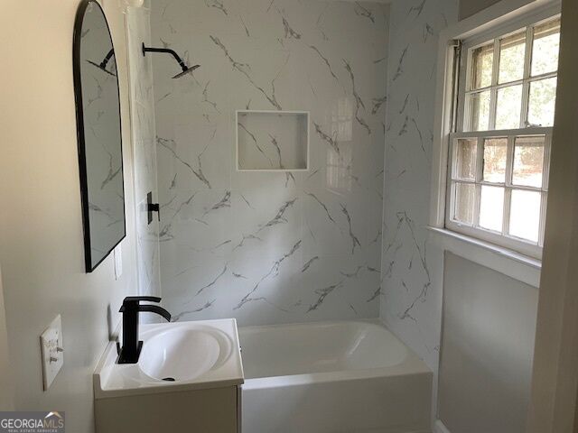 4702 Elkan Avenue Property Photo 8