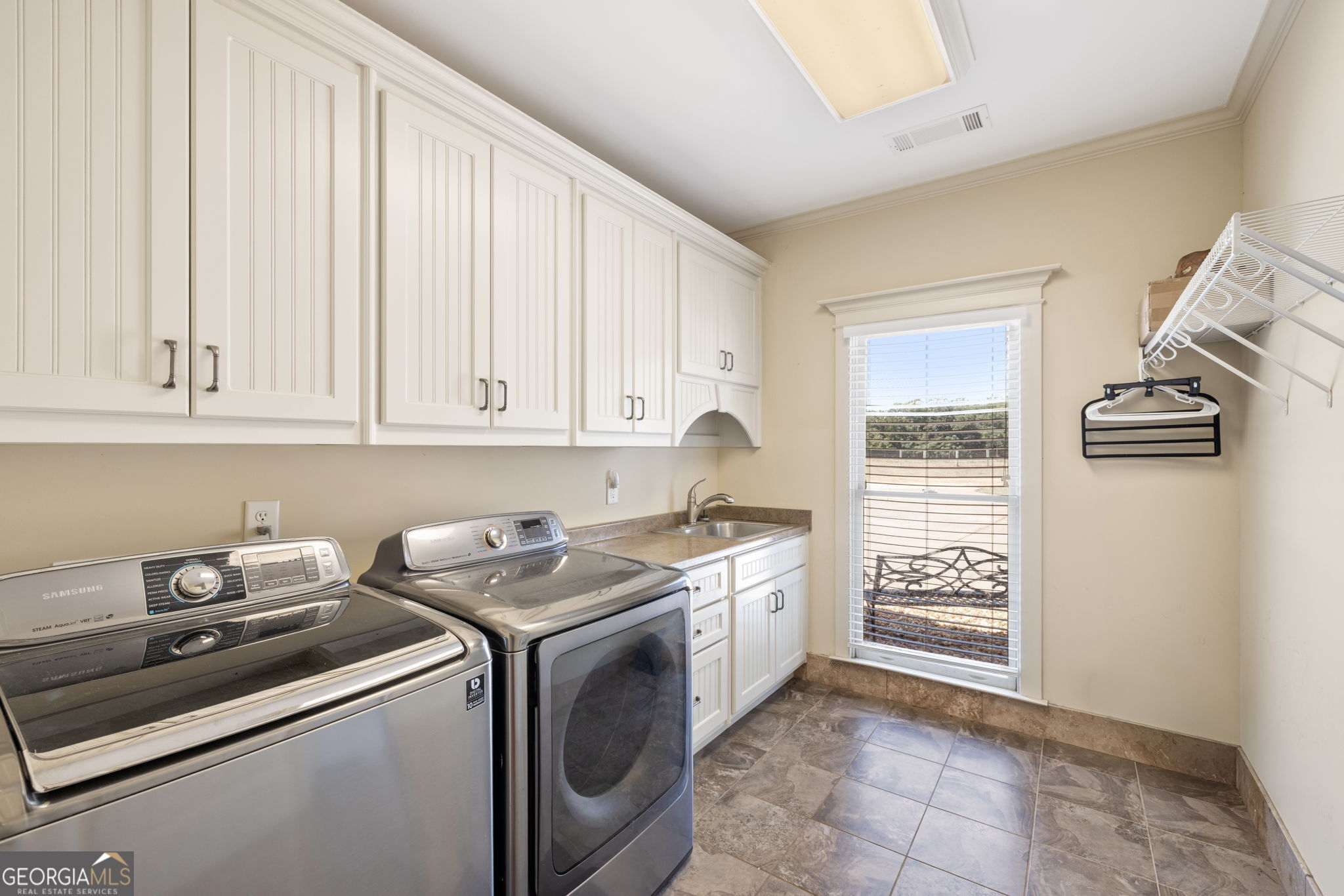 1051 Gresham Road Property Photo 23