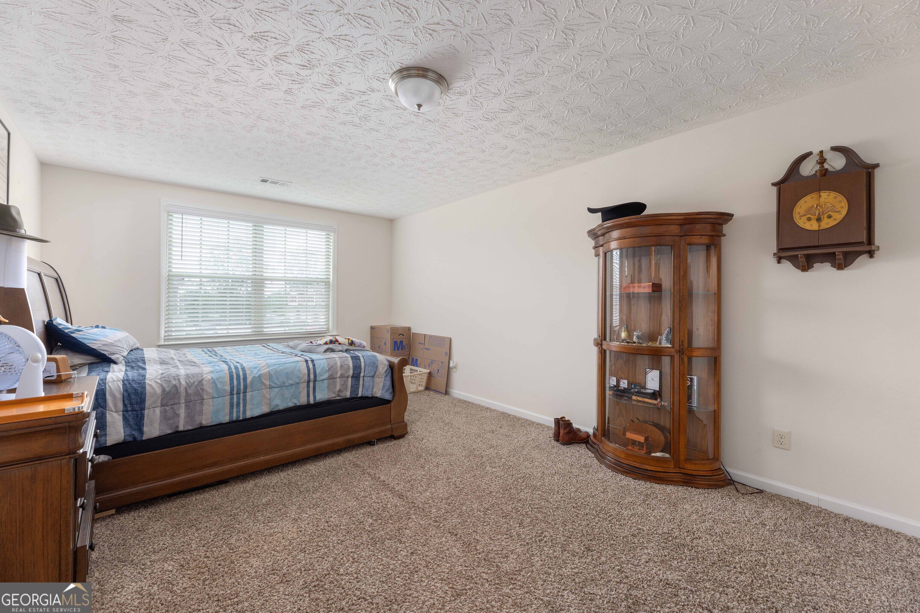 6057 Townes Way Property Photo 8