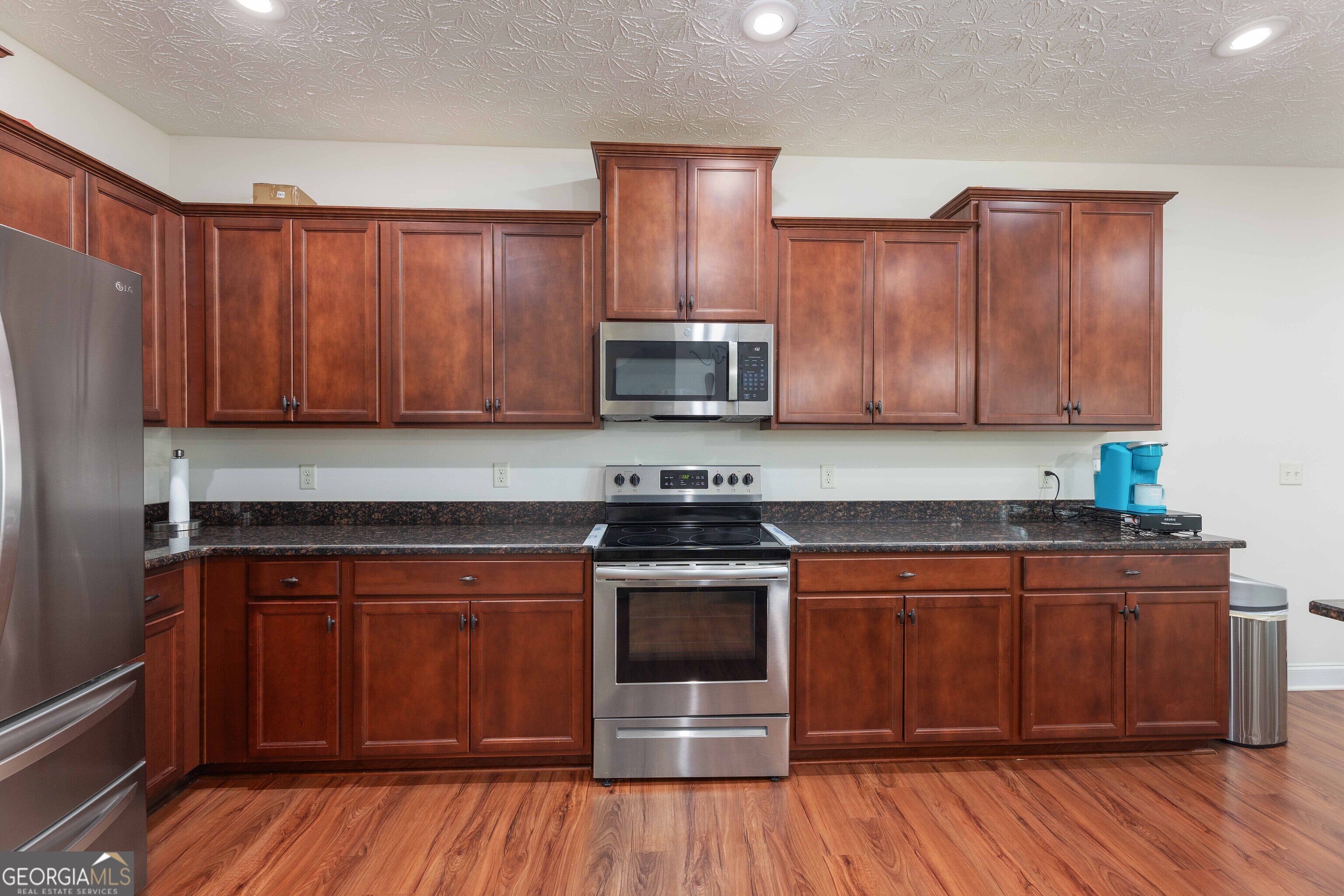 6057 Townes Way Property Photo 17