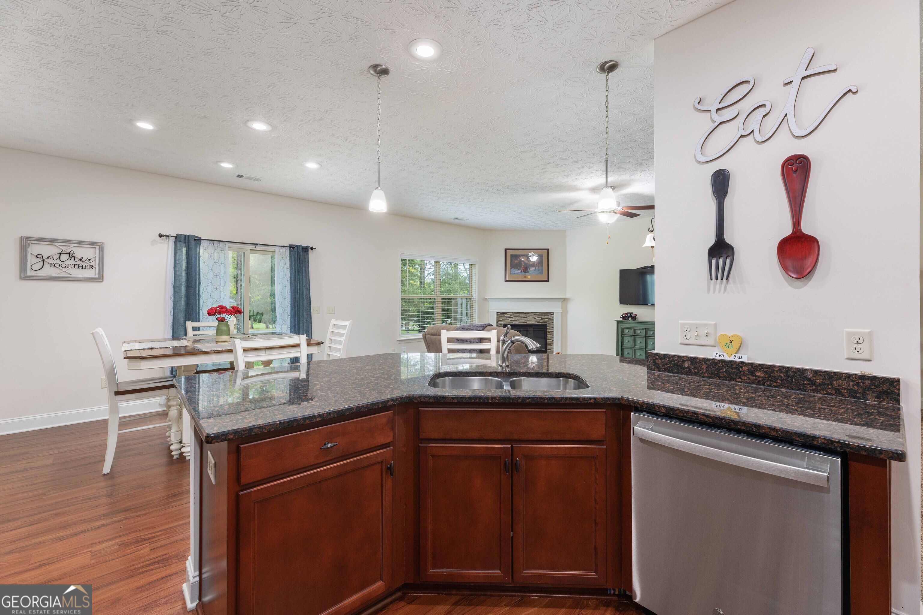 6057 Townes Way Property Photo 19