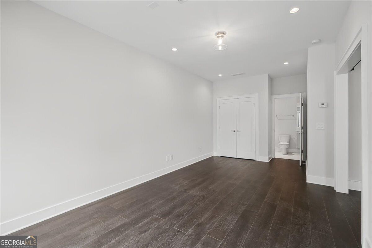 2528 Appleden Place # 9 Property Photo 9
