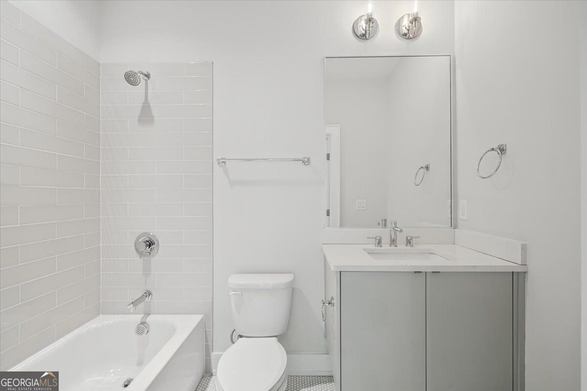 2528 Appleden Place # 9 Property Photo 11