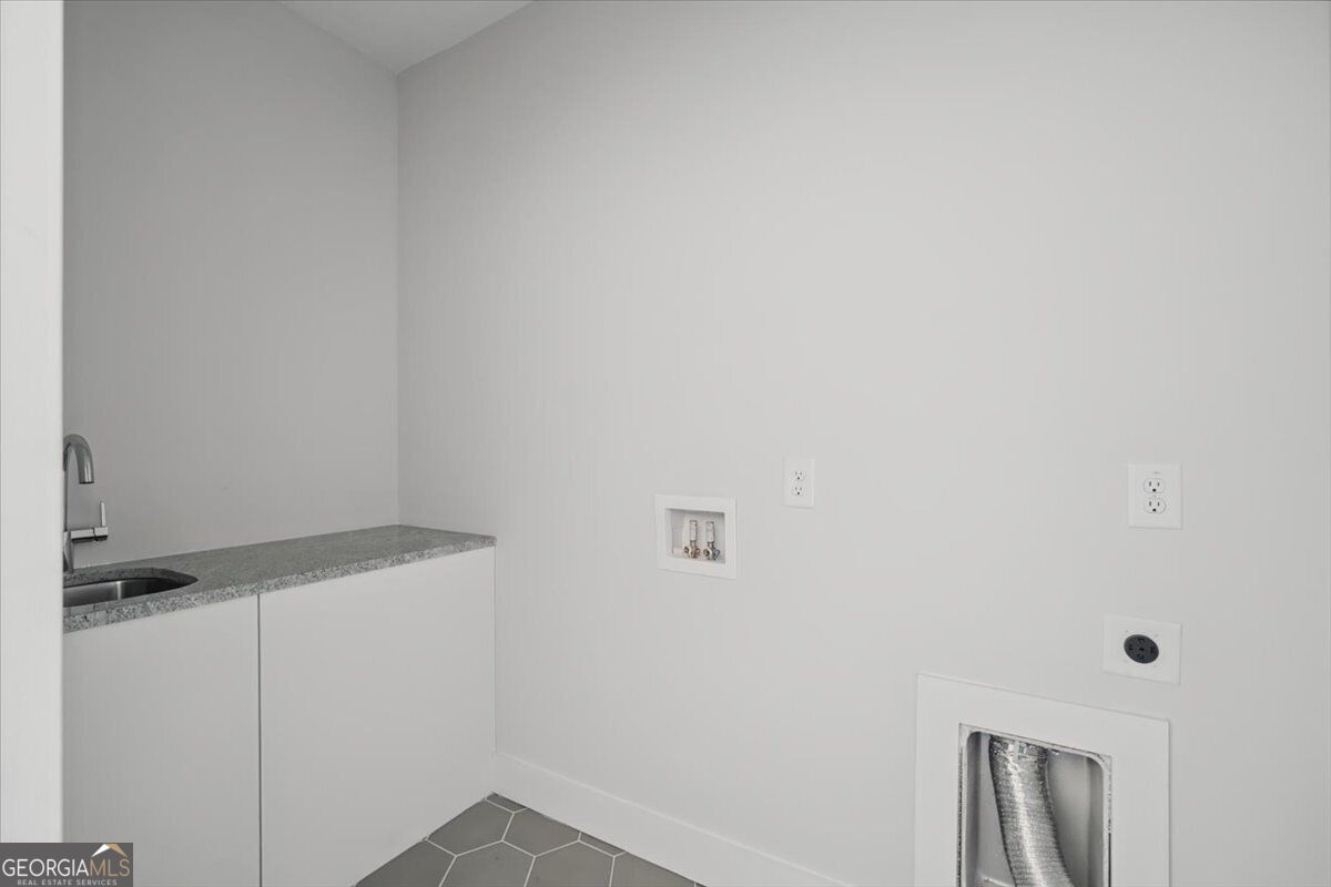 2528 Appleden Place # 9 Property Photo 32