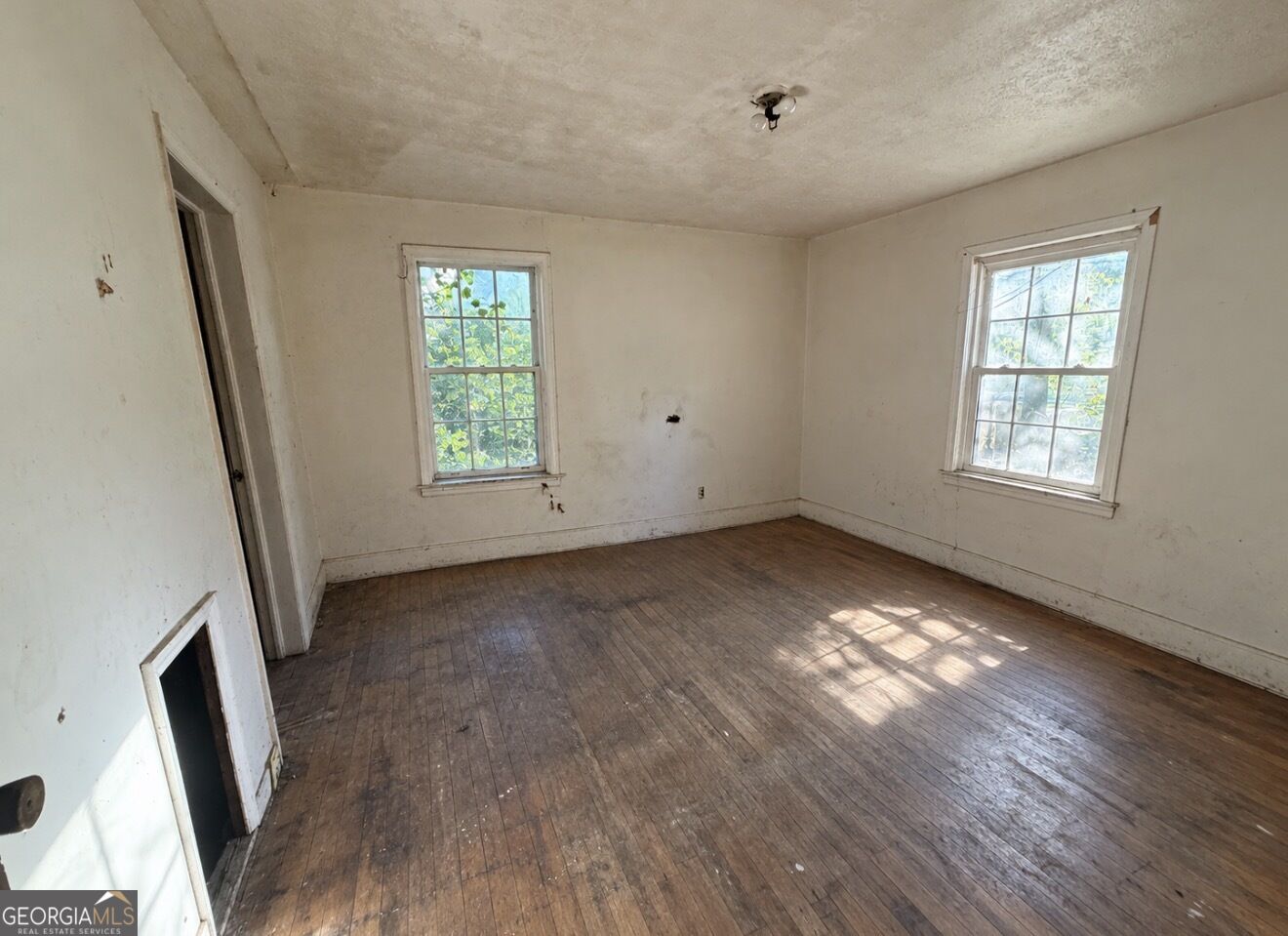 2152 Wesley Chapel Road Property Photo 5