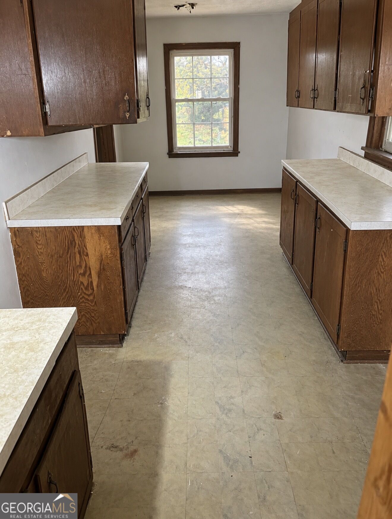 2152 Wesley Chapel Road Property Photo 7