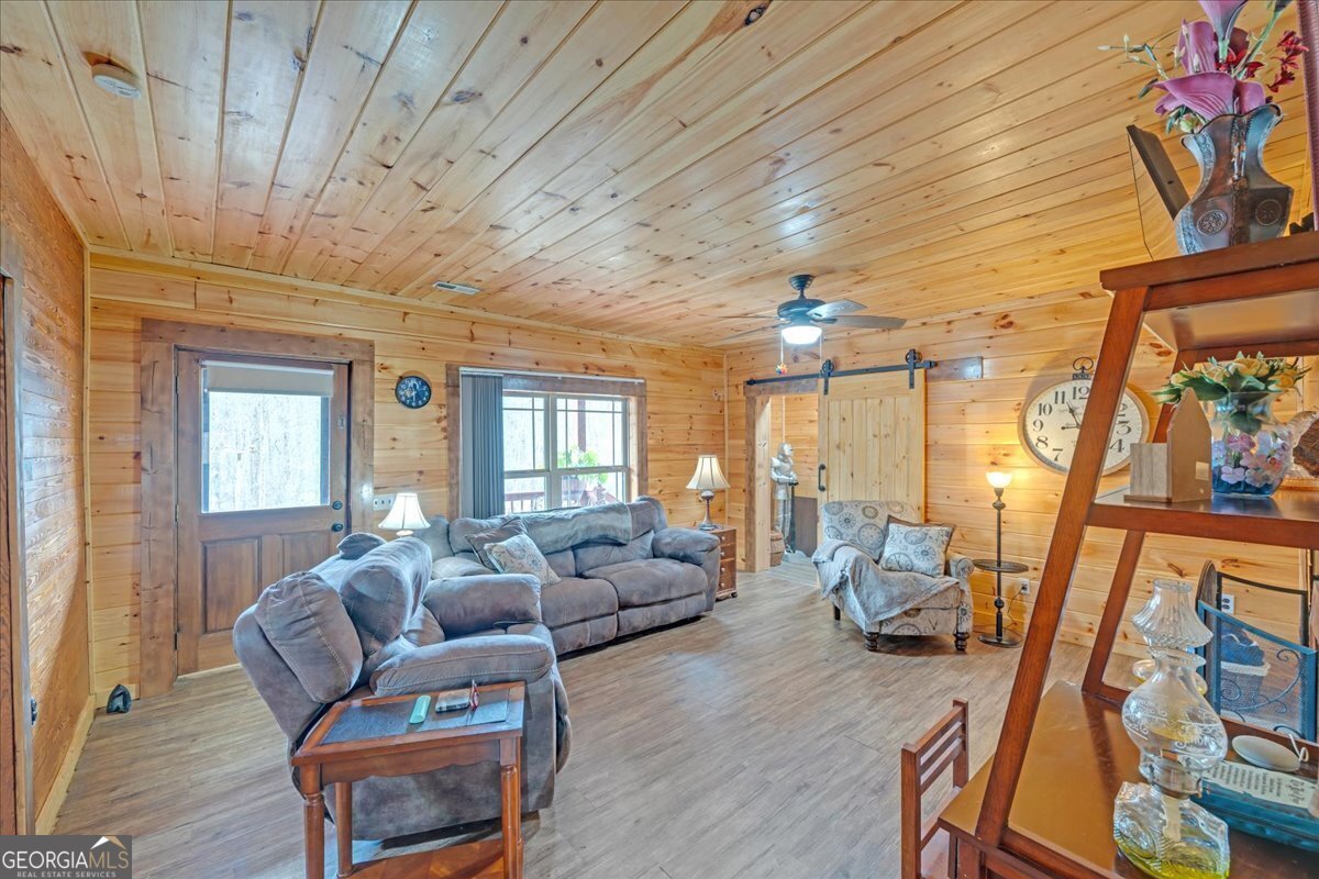 4253 Swallows Creek Road Property Photo 14