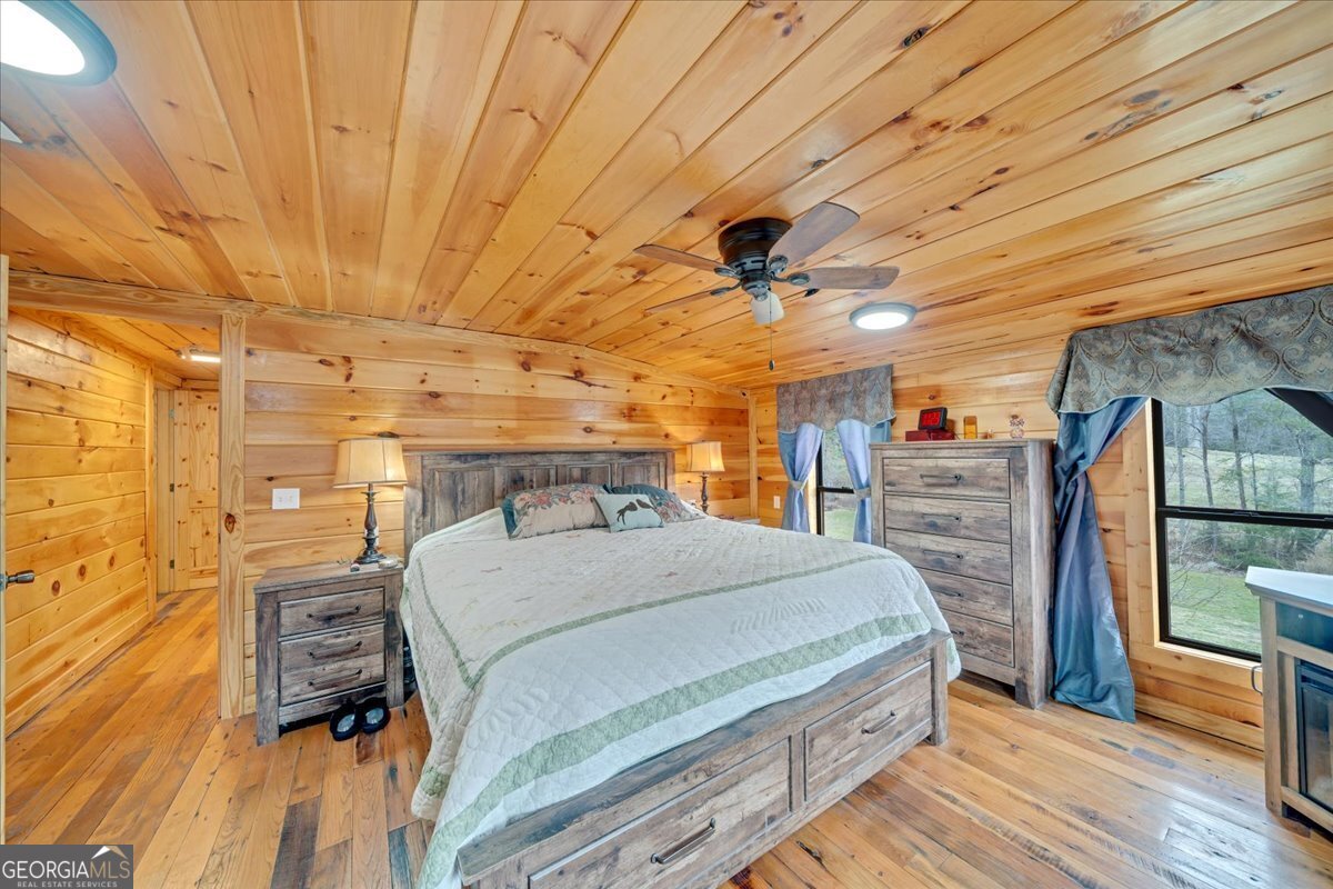 4253 Swallows Creek Road Property Photo 20