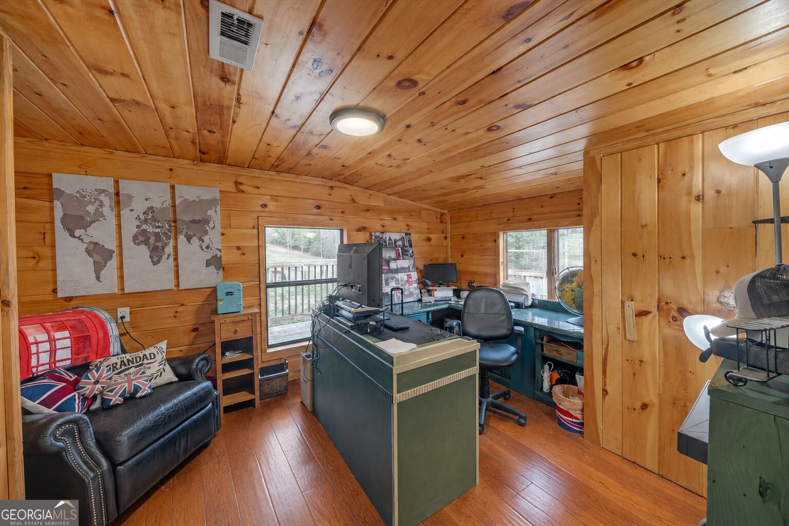 4253 Swallows Creek Road Property Photo 25