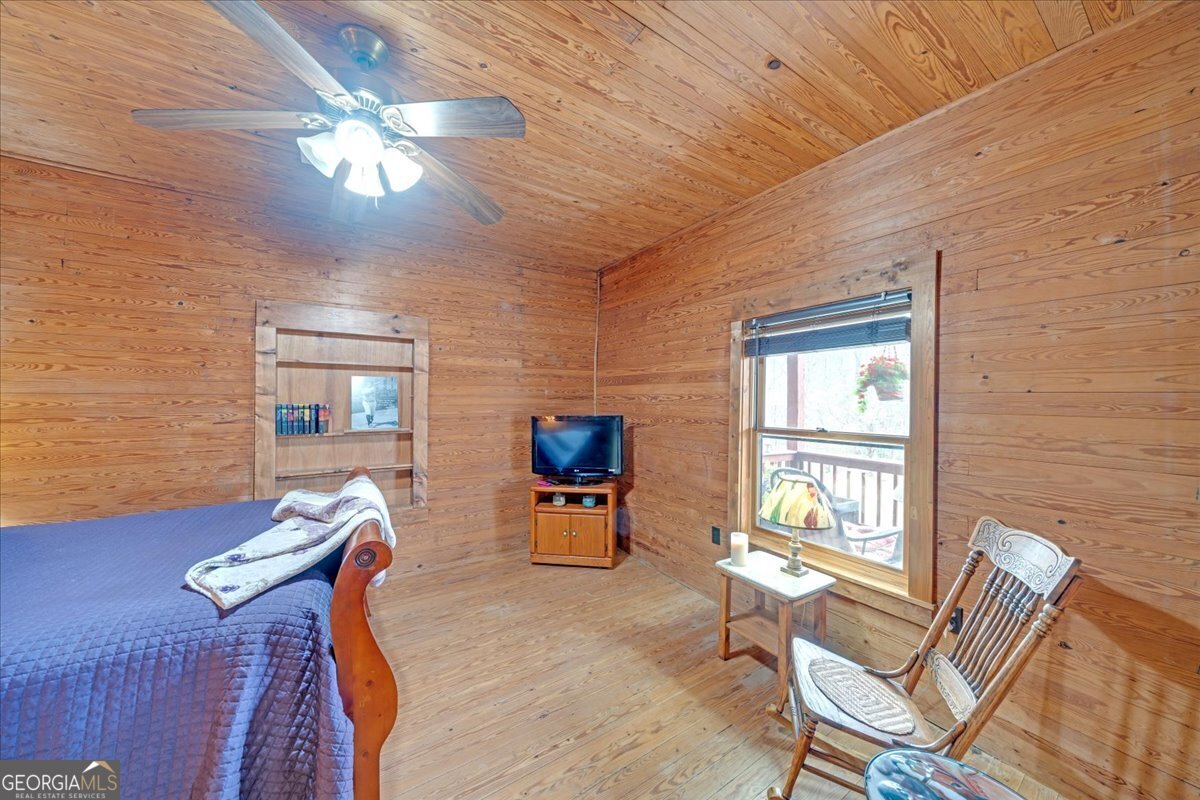 4253 Swallows Creek Road Property Photo 27