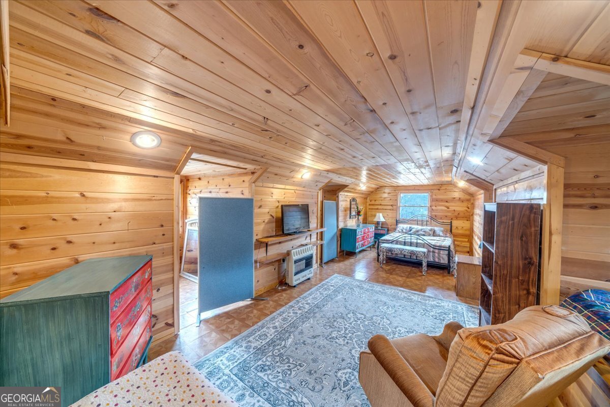 4253 Swallows Creek Road Property Photo 34
