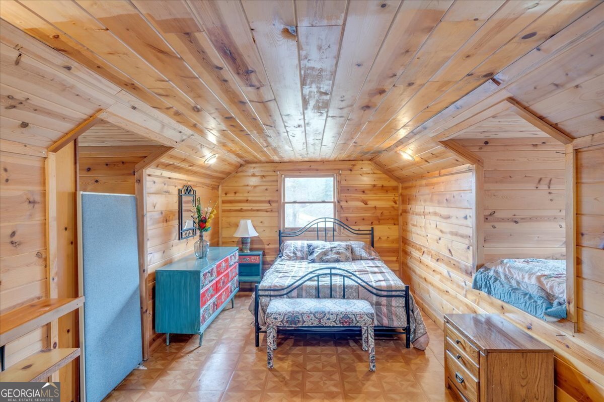 4253 Swallows Creek Road Property Photo 35