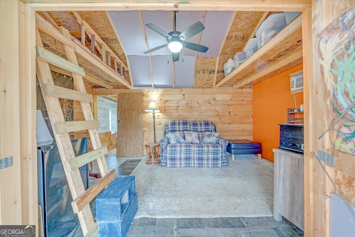 4253 Swallows Creek Road Property Photo 40