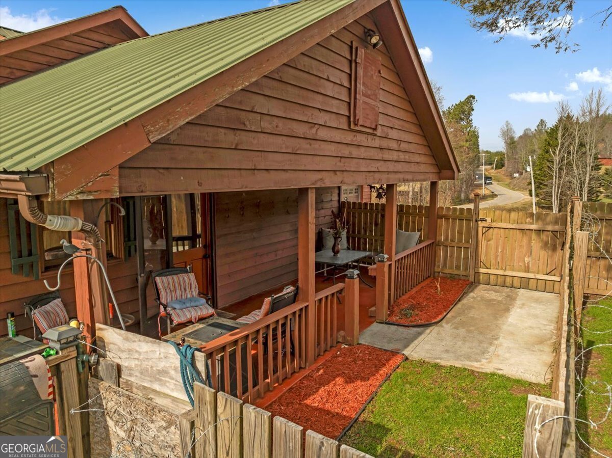 4253 Swallows Creek Road Property Photo 46