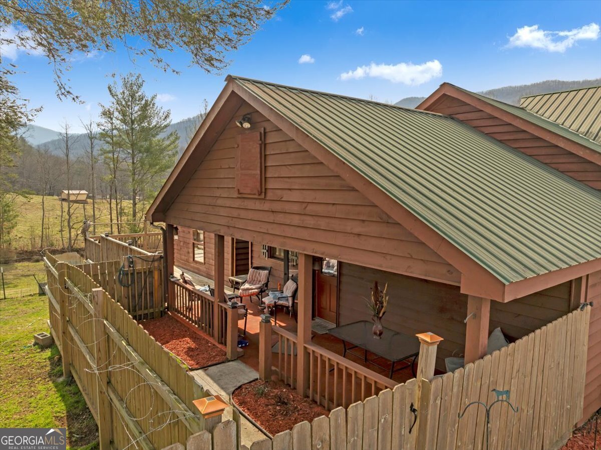4253 Swallows Creek Road Property Photo 47