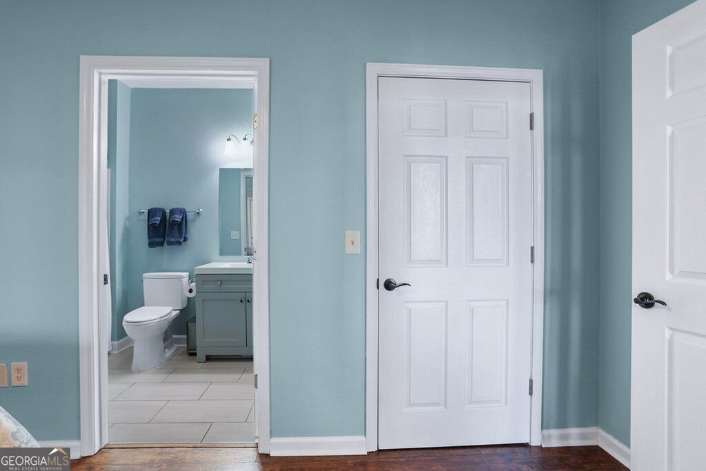 2432 Whitemarsh Way Property Photo 23