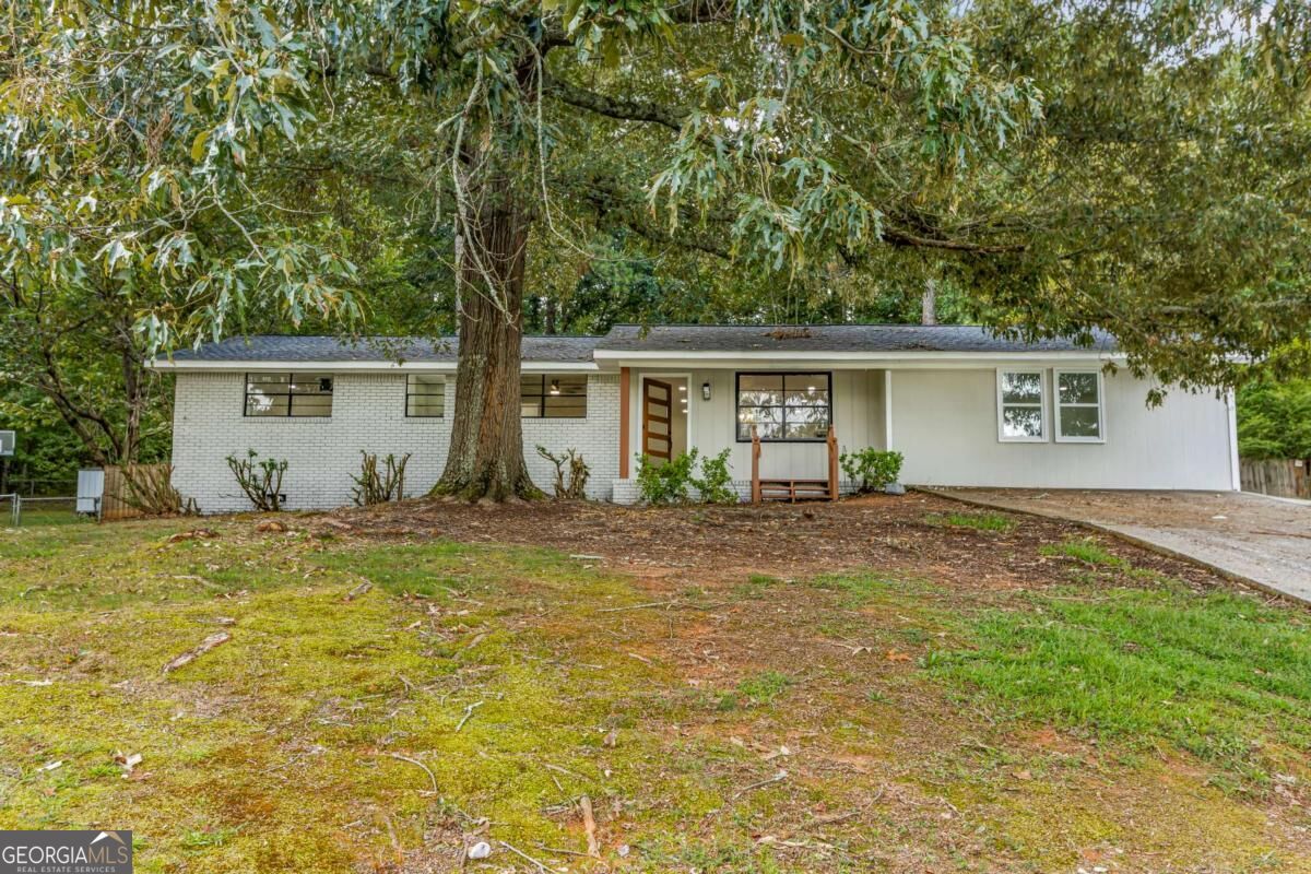 6065 Yucca Drive Property Photo 1