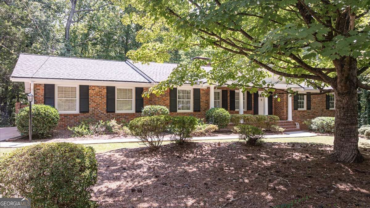 541 Woodland Road Property Photo 1