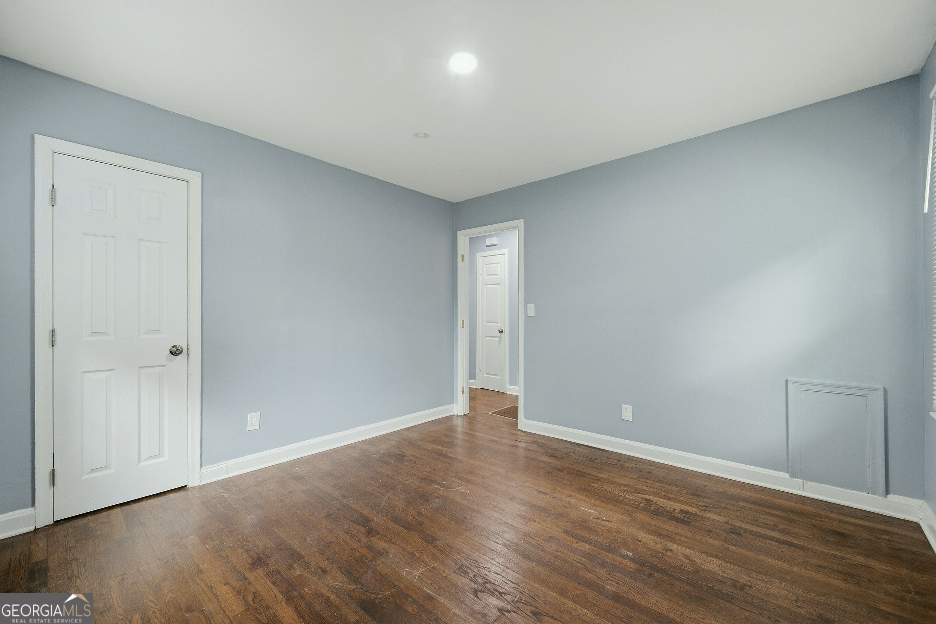 1001 Moreland Drive Property Photo 14