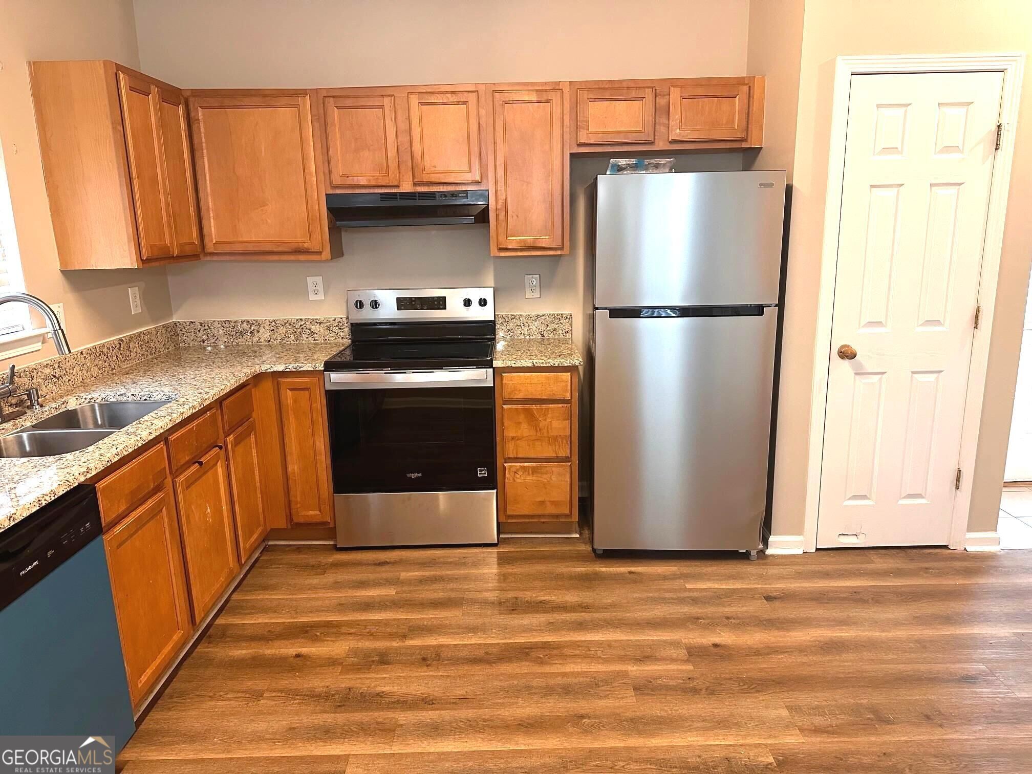 11326 Kayla Drive Property Photo 3