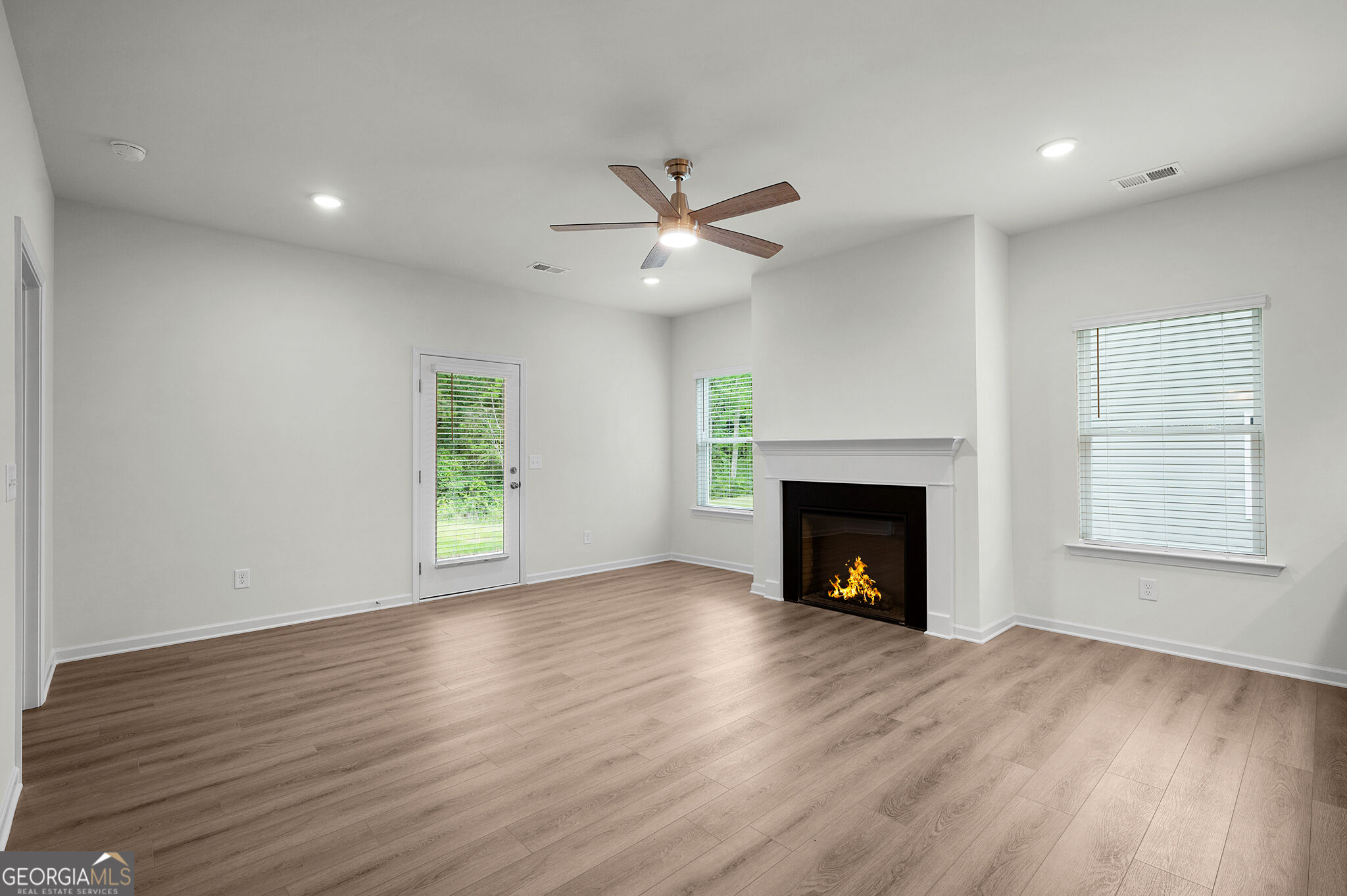 145 Sycamore Lane Property Photo 2