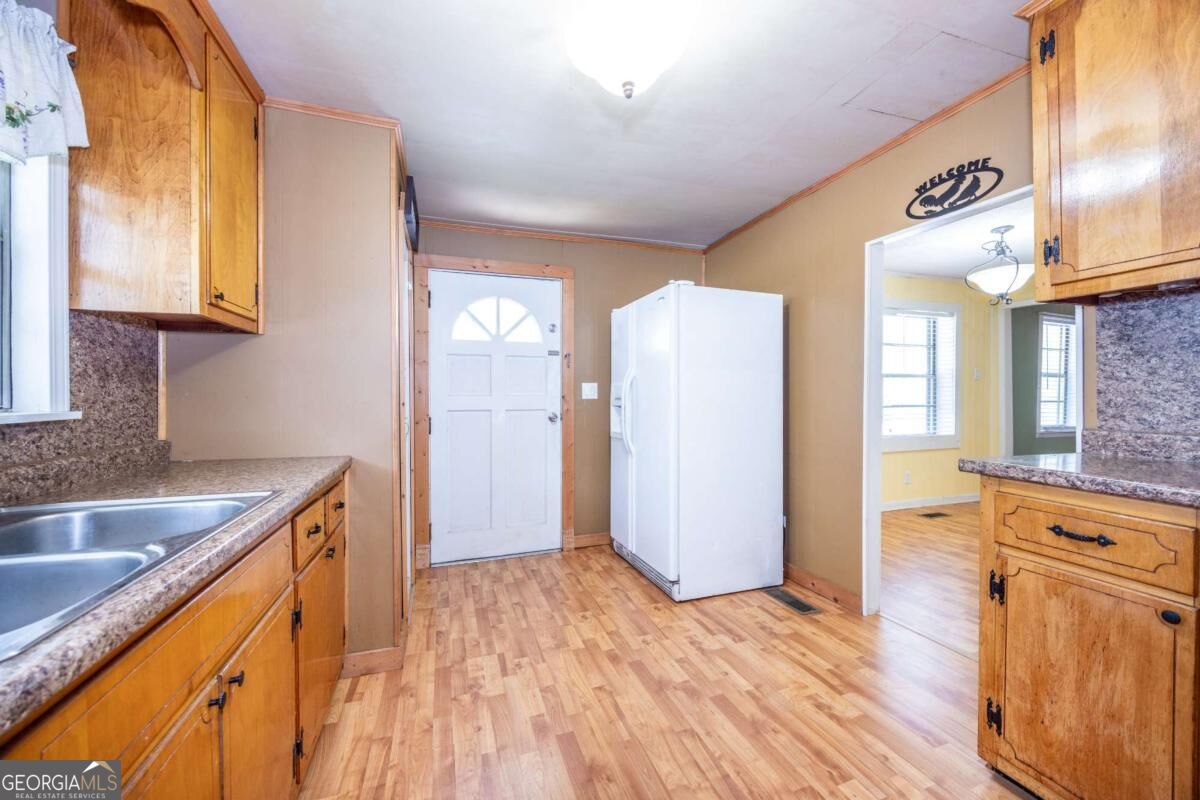65 Lucille Avenue Property Photo 8