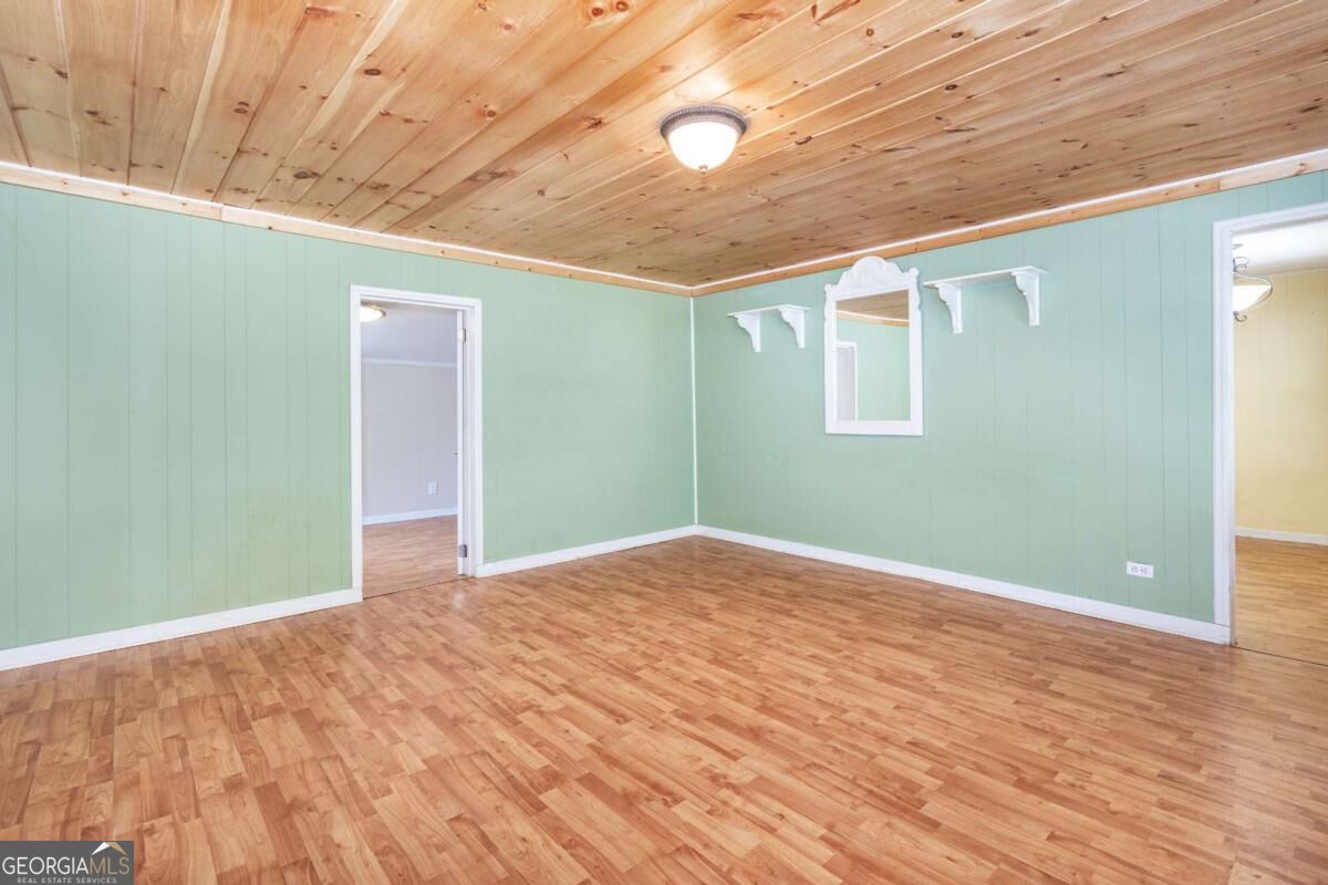 65 Lucille Avenue Property Photo 12