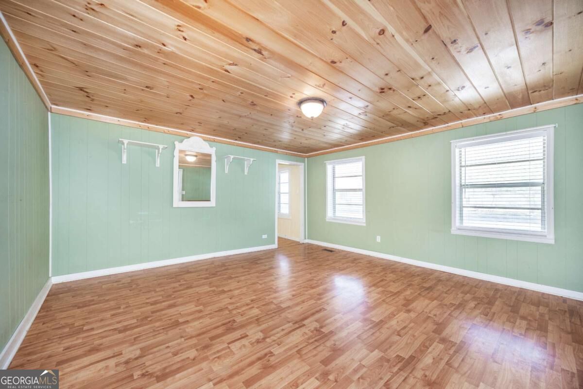 65 Lucille Avenue Property Photo 13