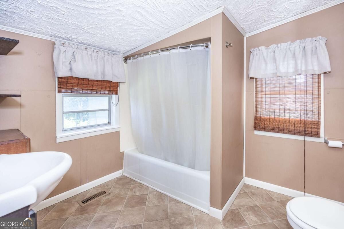 65 Lucille Avenue Property Photo 20