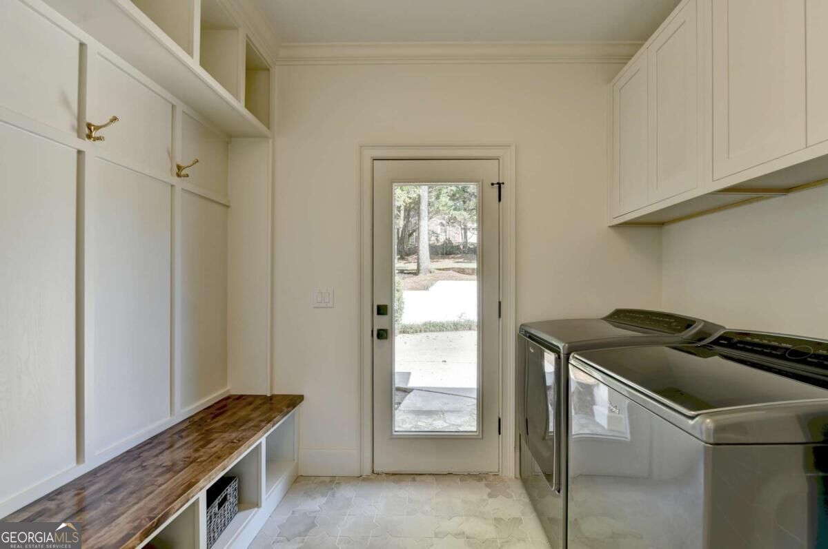 7060 Redcliff Court Property Photo 34