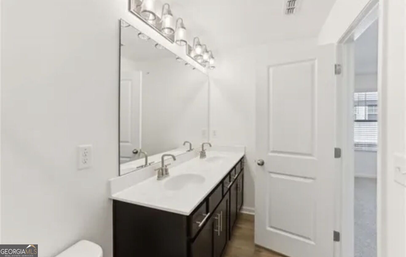 2106 Stillhaven Place Property Photo 14