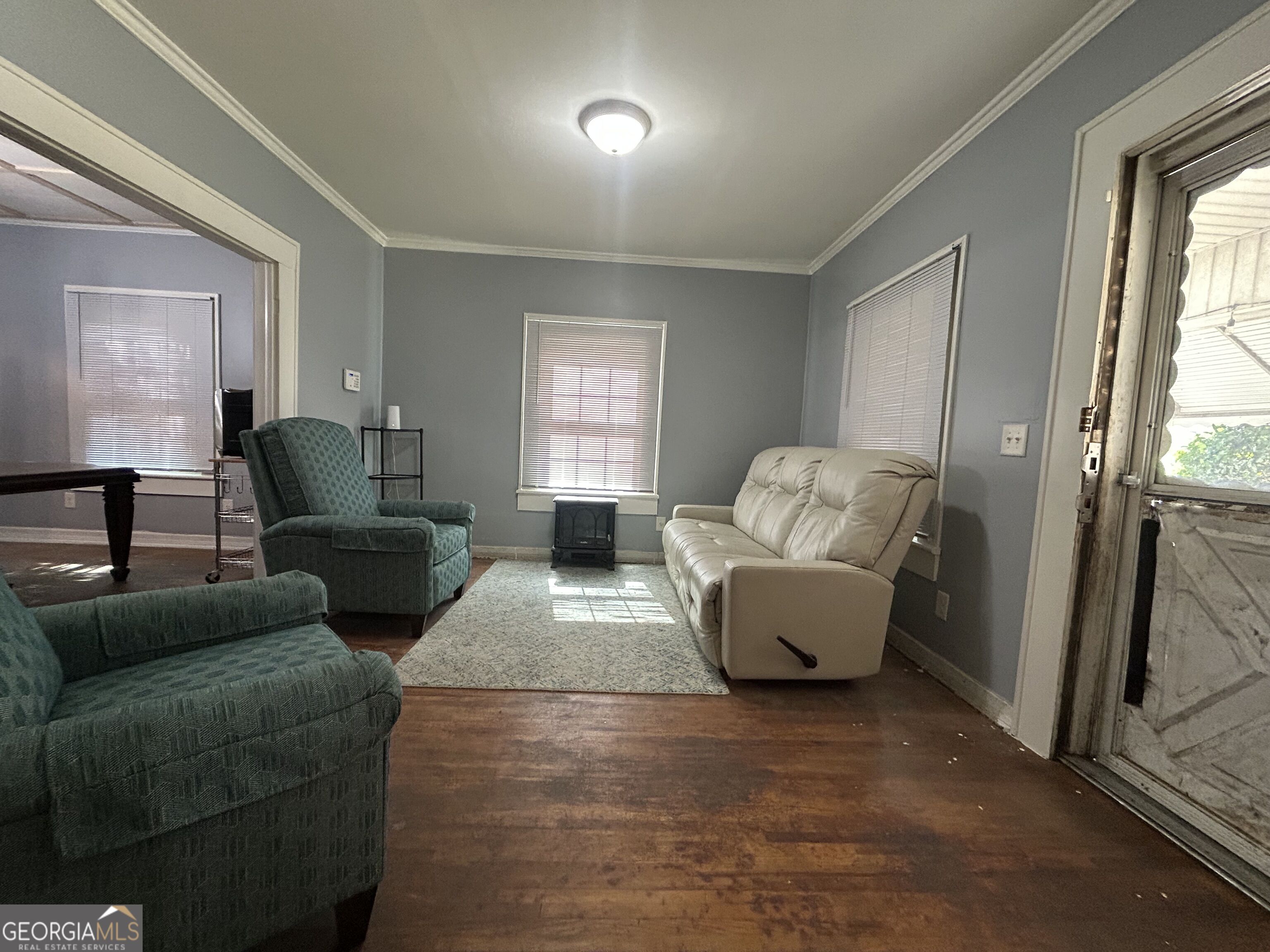 3861 Grand Avenue Property Photo 3