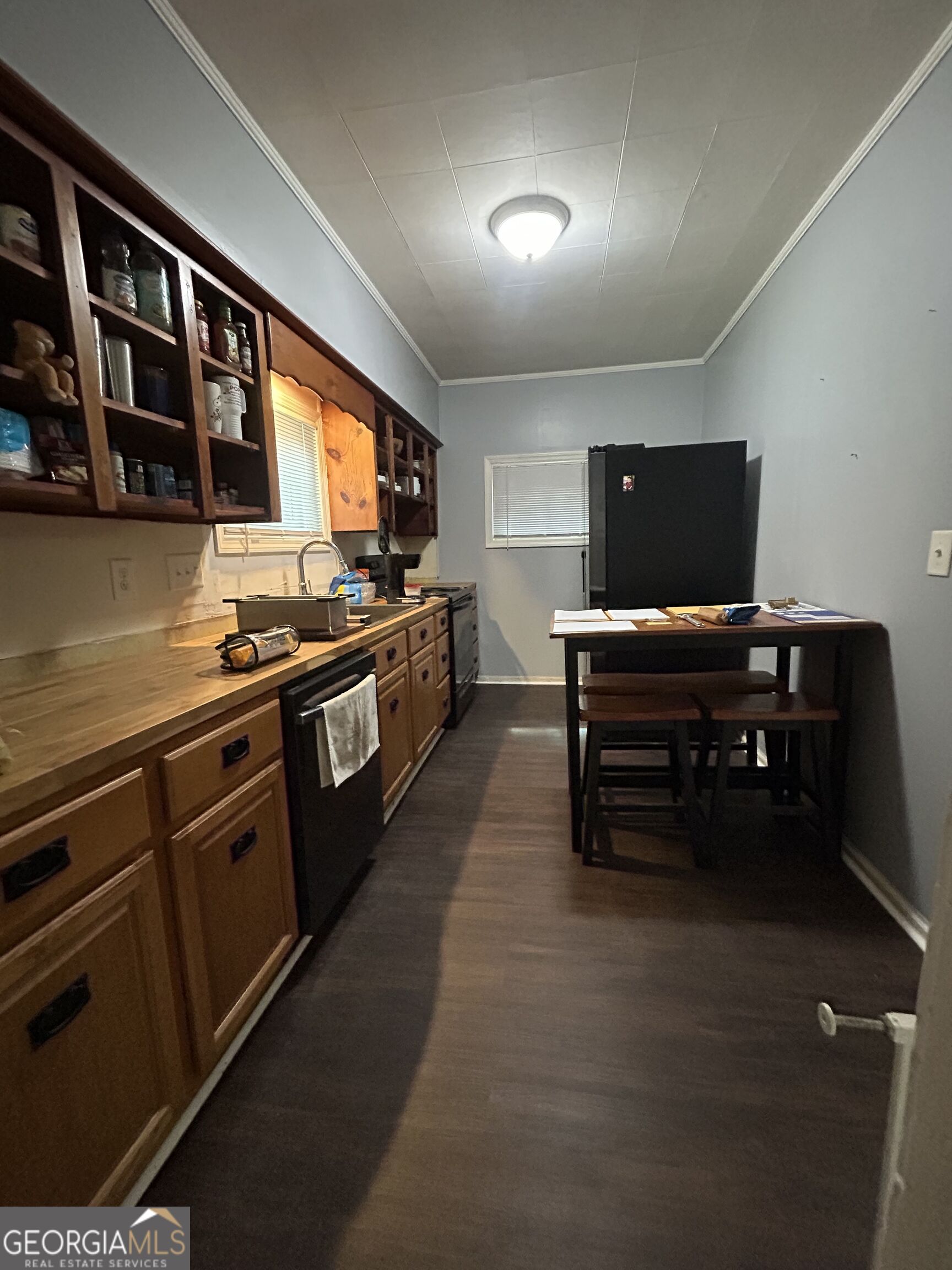 3861 Grand Avenue Property Photo 6