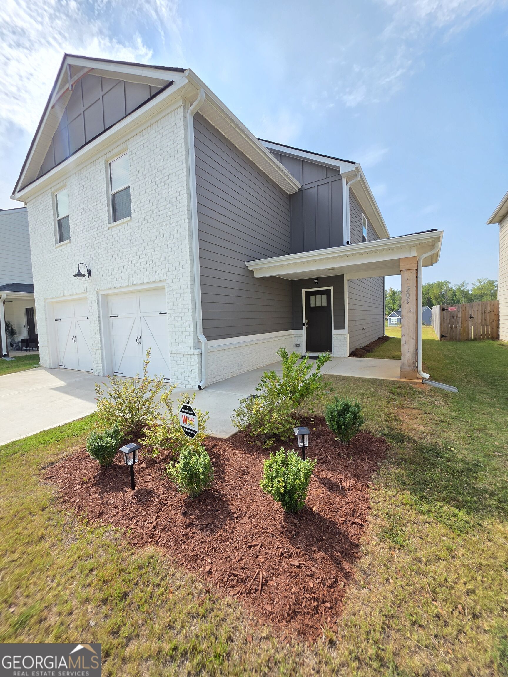205 River Meadow Drive Property Photo 5