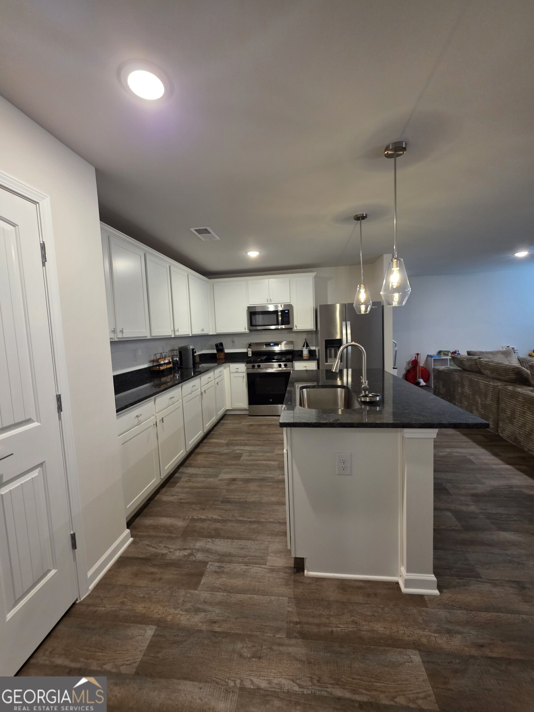 205 River Meadow Drive Property Photo 8