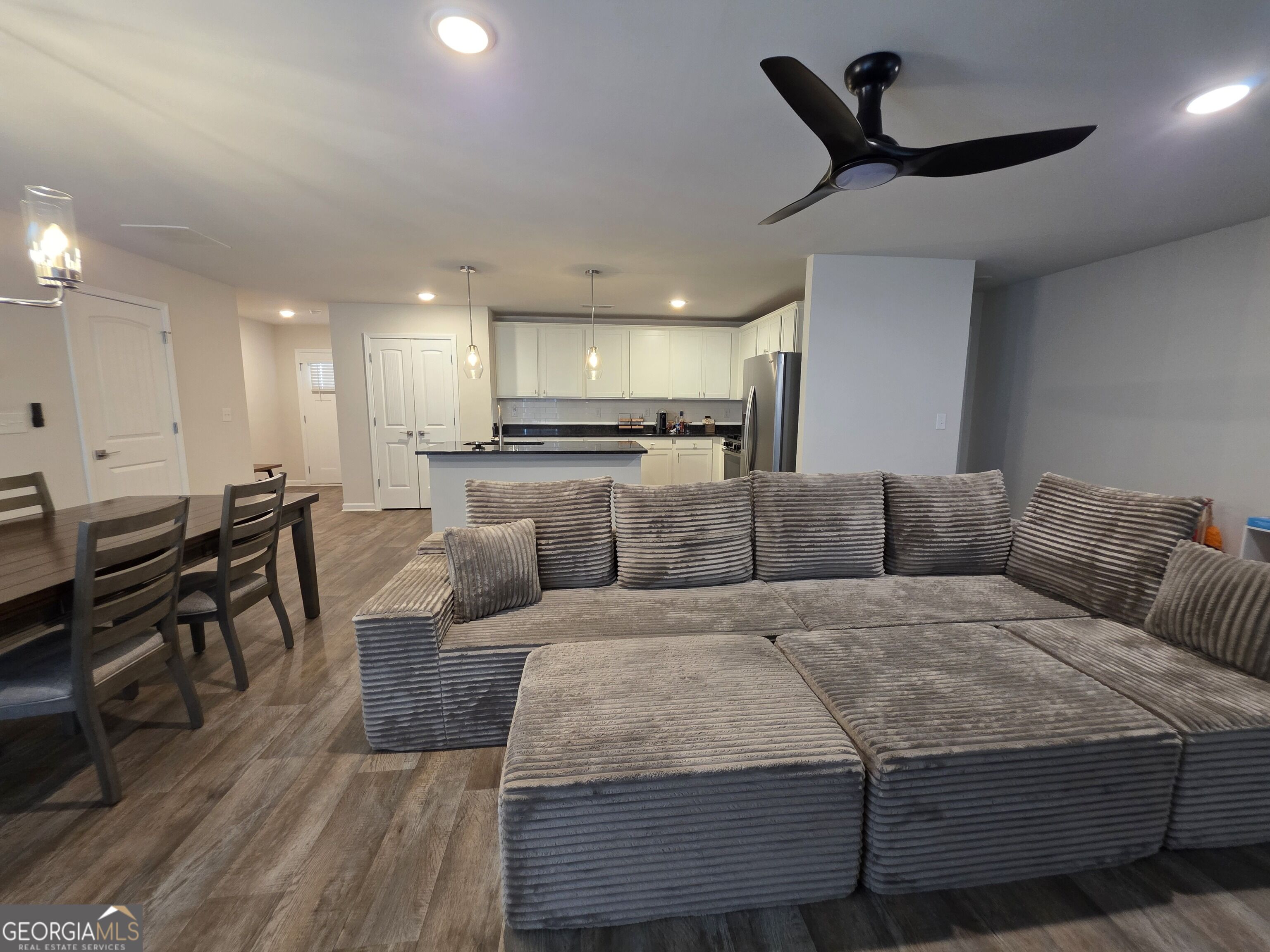 205 River Meadow Drive Property Photo 15