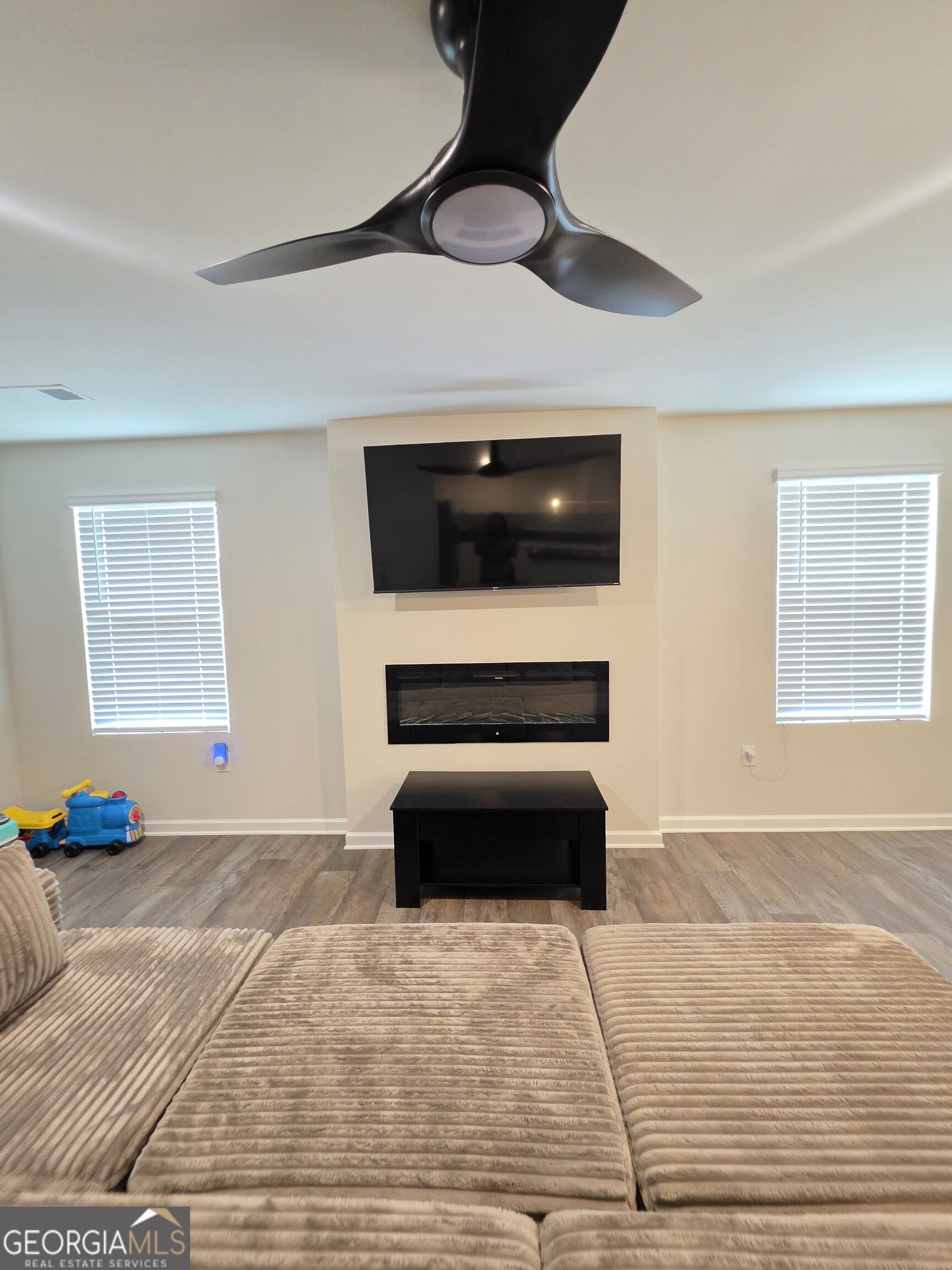 205 River Meadow Drive Property Photo 26