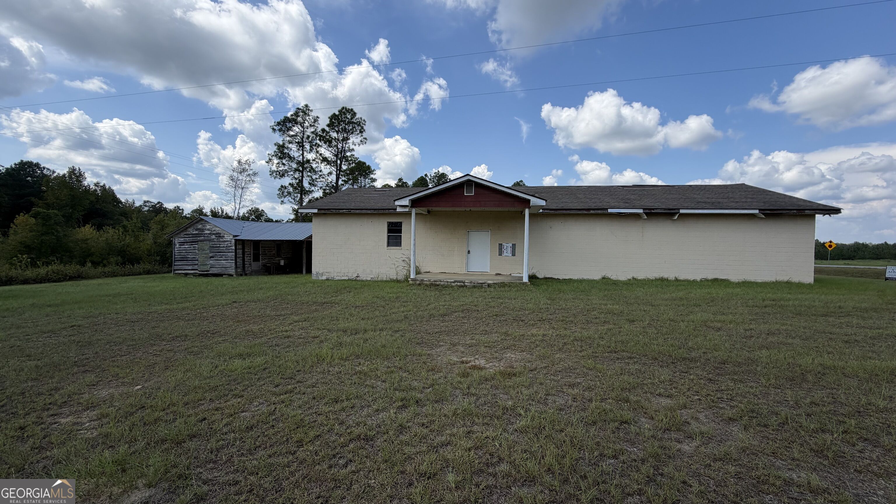3291 Highway 126 Property Photo 1