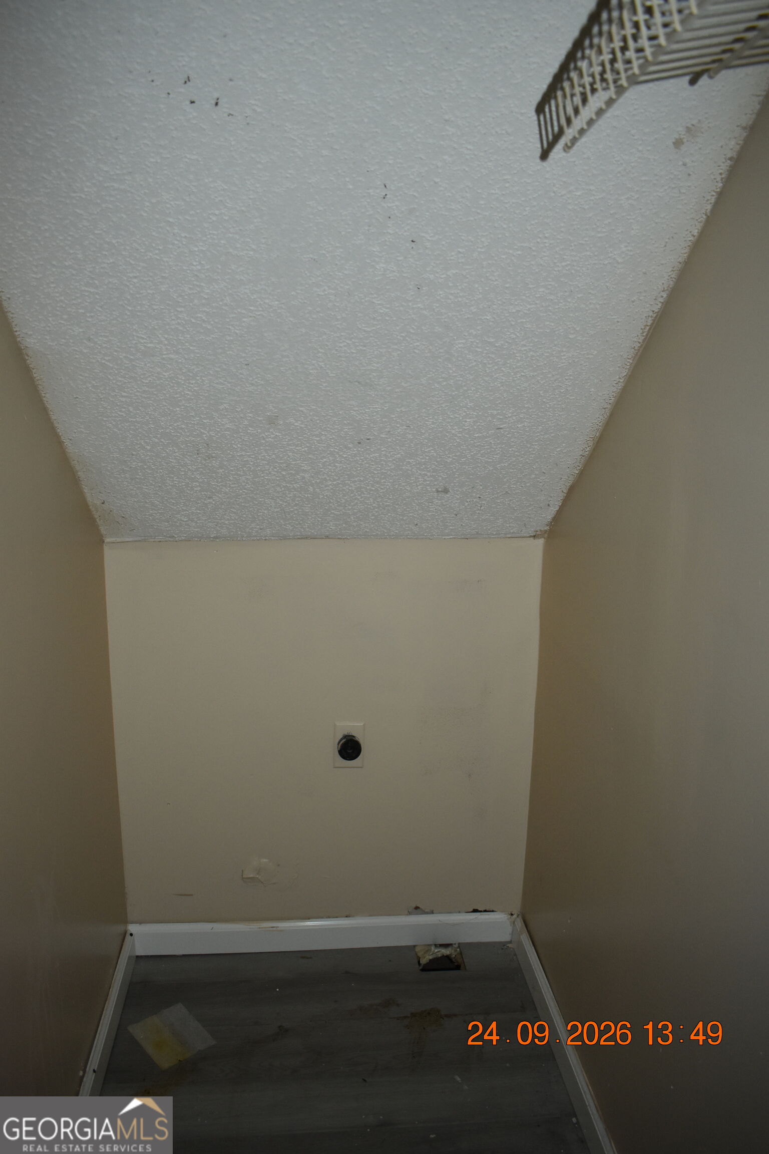 4397 Azalea Drive Property Photo 9