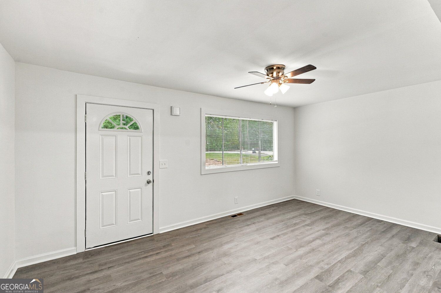 2396 Scoggins Road Property Photo 6