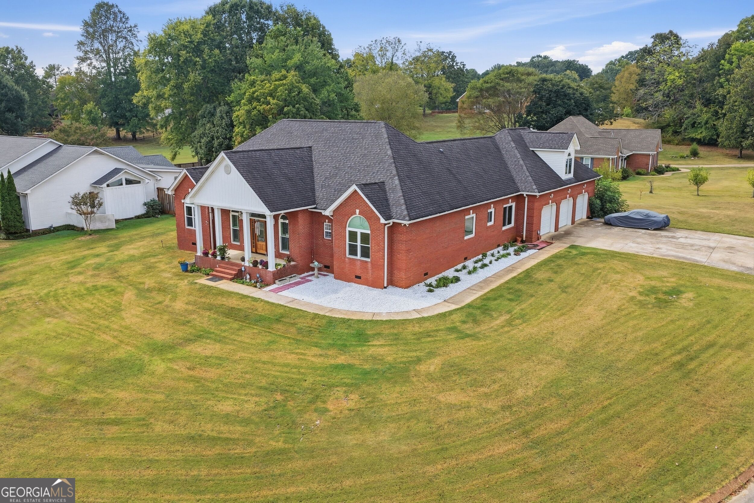 8400 Heron Circle Property Photo 2