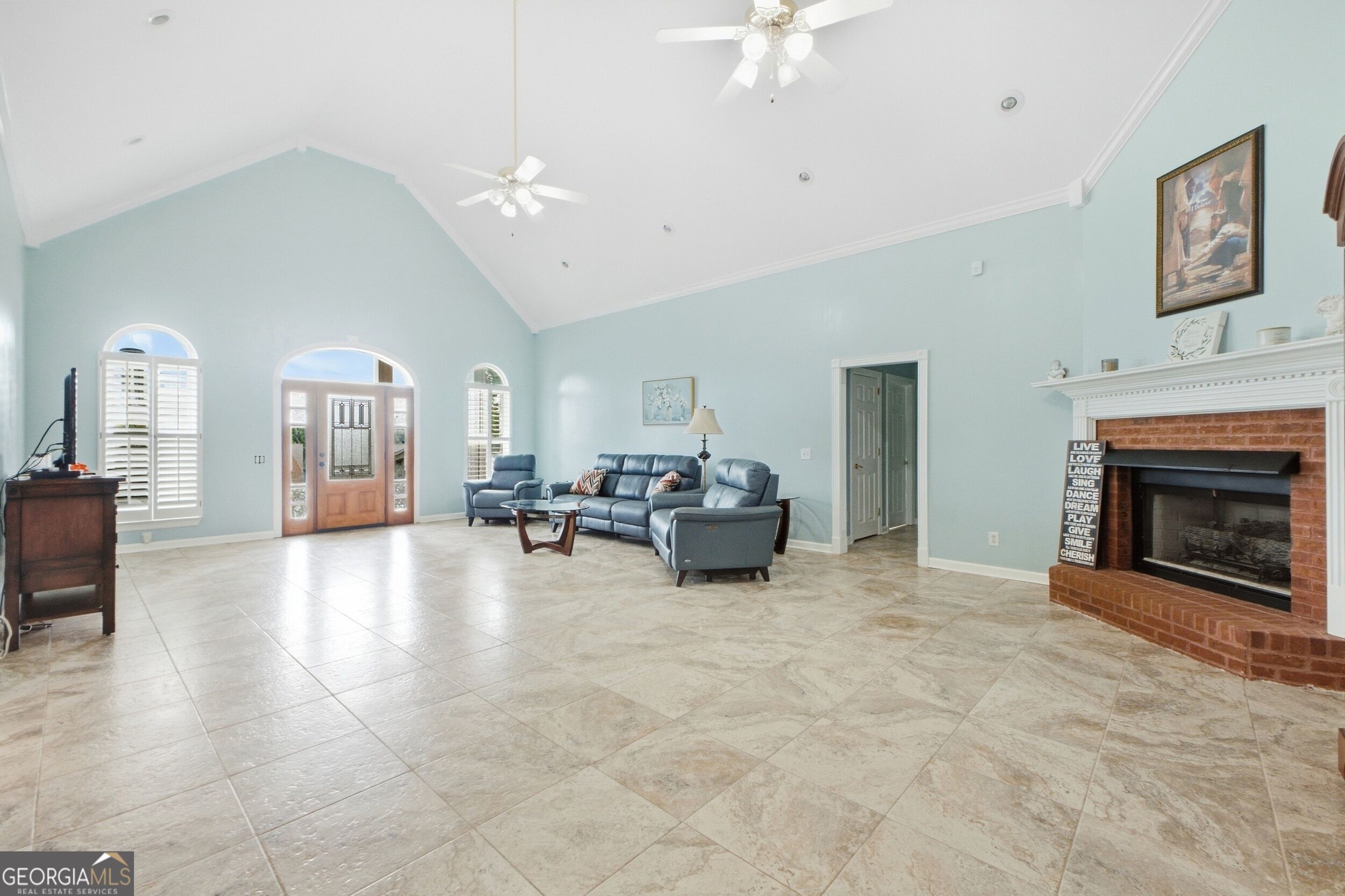 8400 Heron Circle Property Photo 3