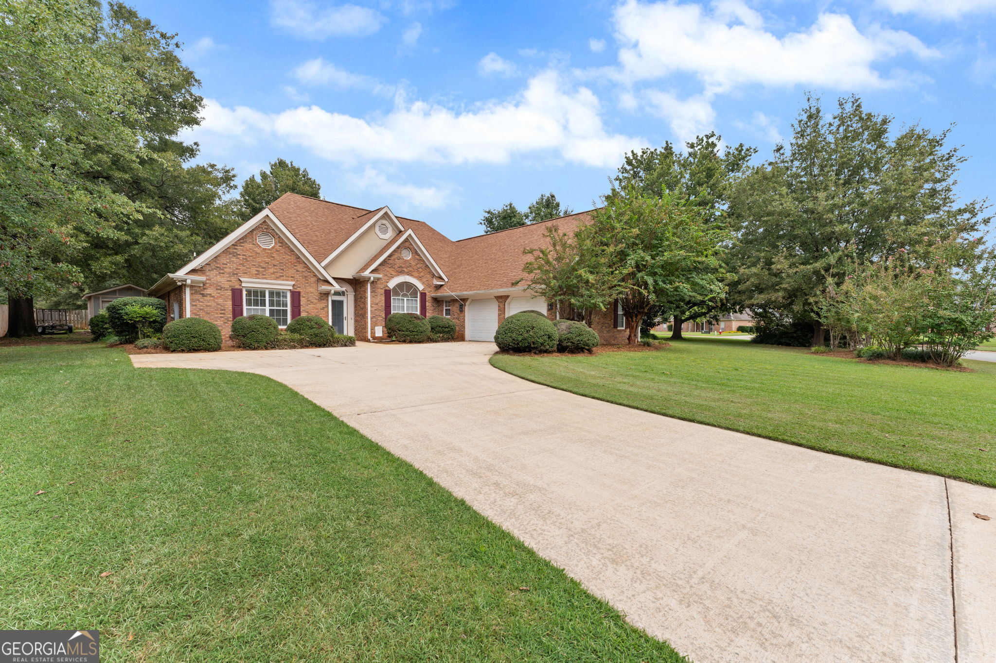 302 Jubilee Circle Property Photo 2