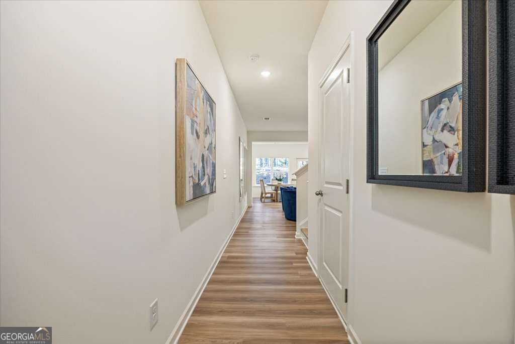 1548 Aralynn Court # 20 Property Photo 2