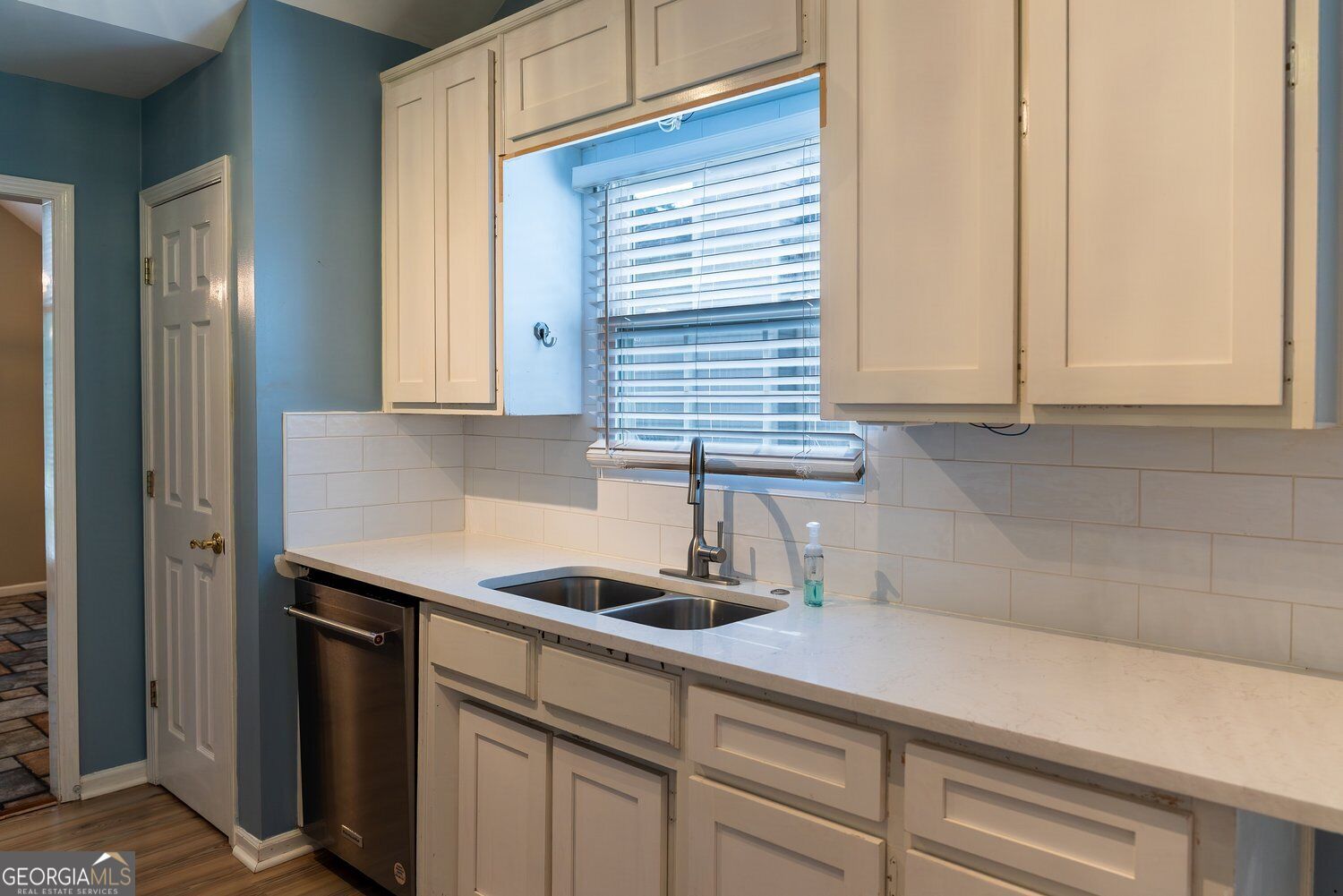 1909 Brookhill Way Sw Property Photo 5