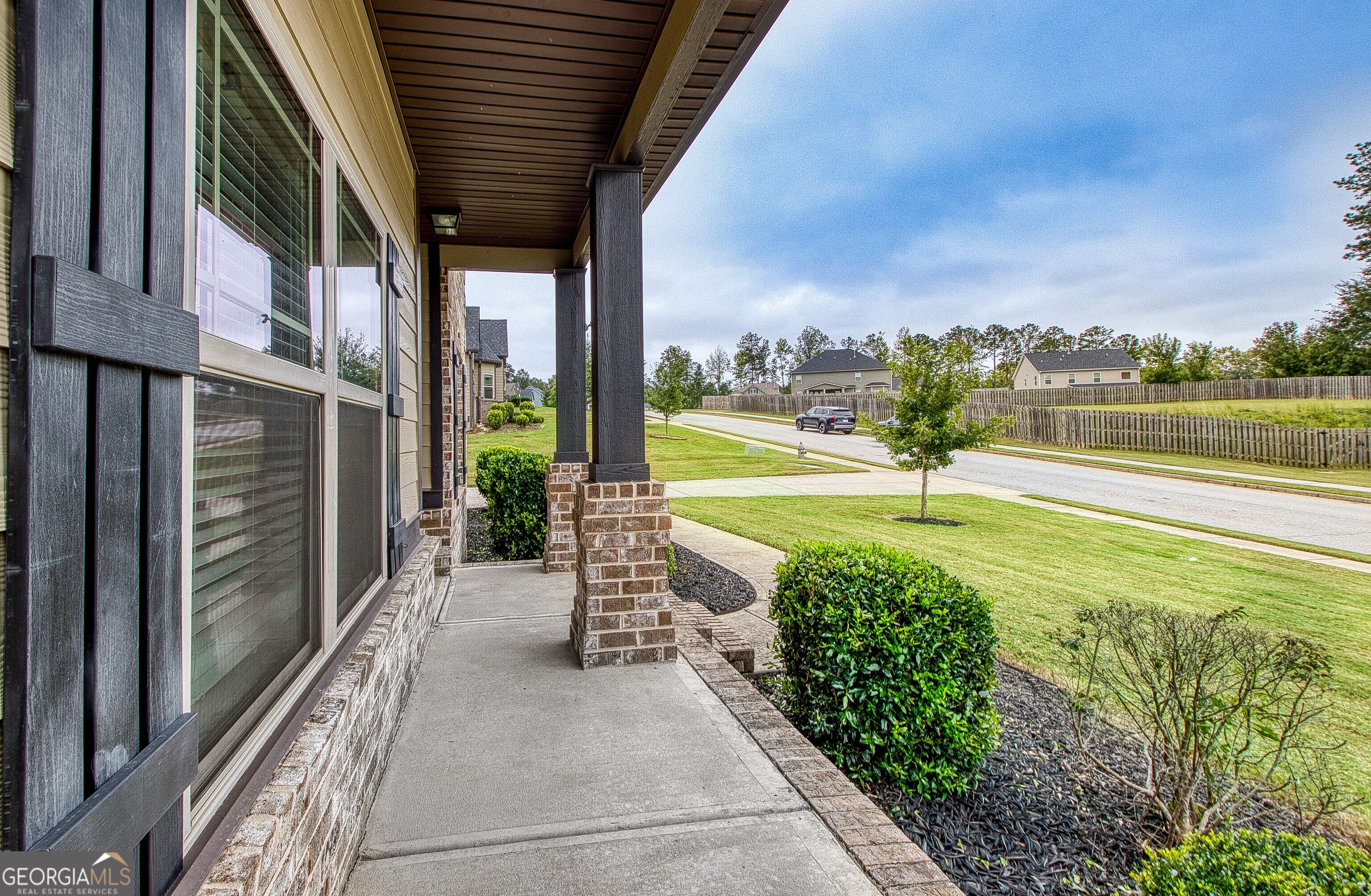 150 Charleston Drive Property Photo 10