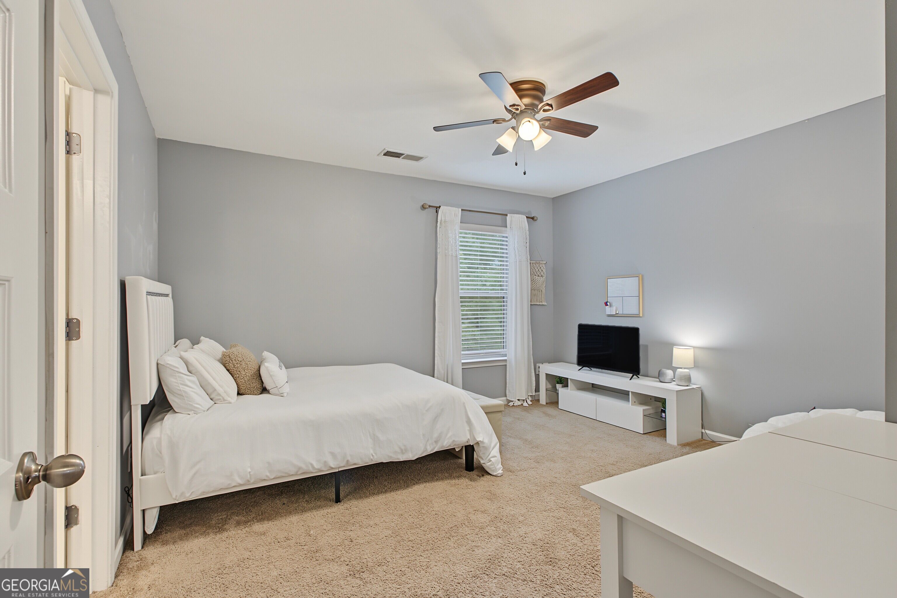 150 Charleston Drive Property Photo 48