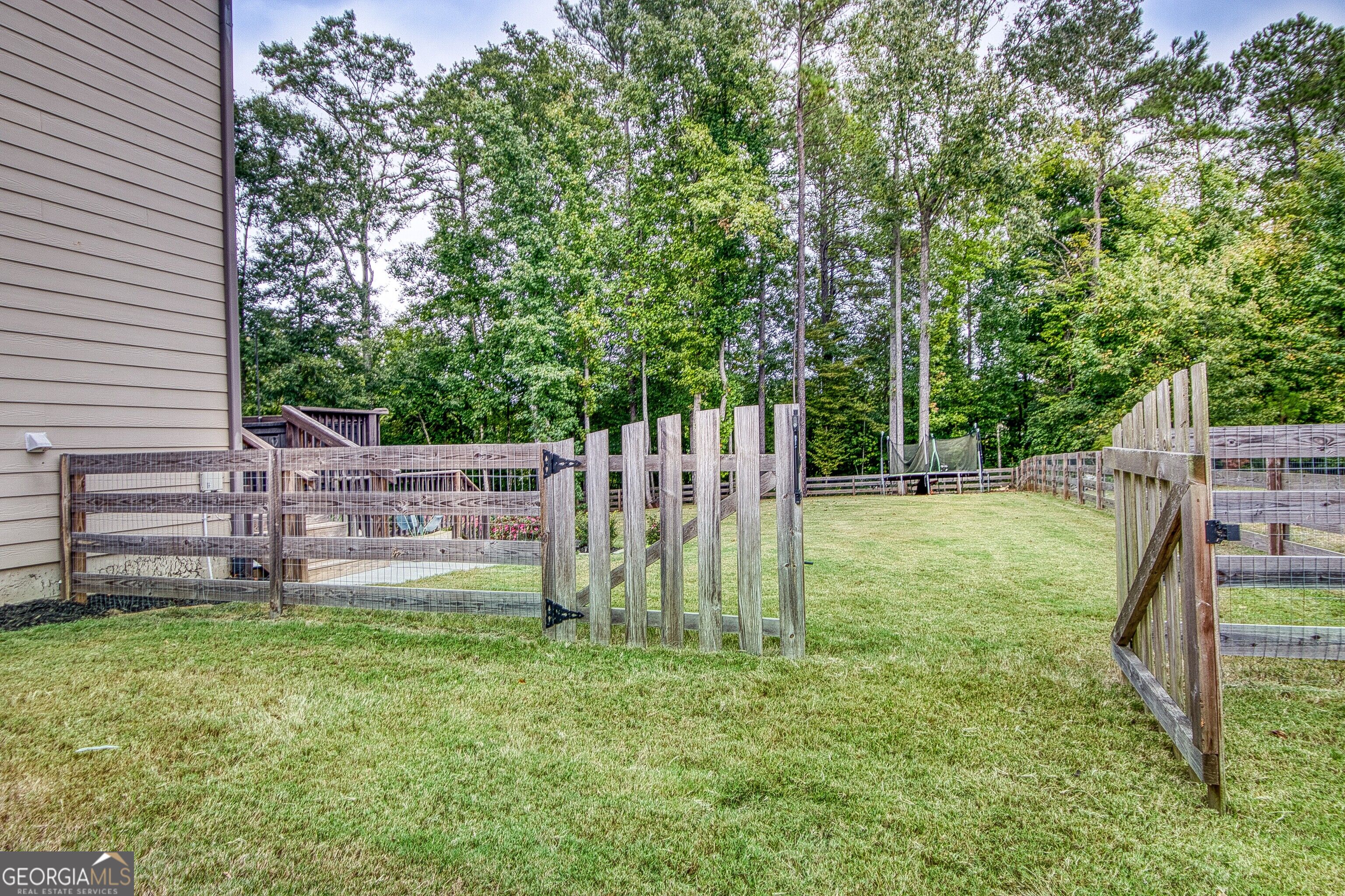 150 Charleston Drive Property Photo 73